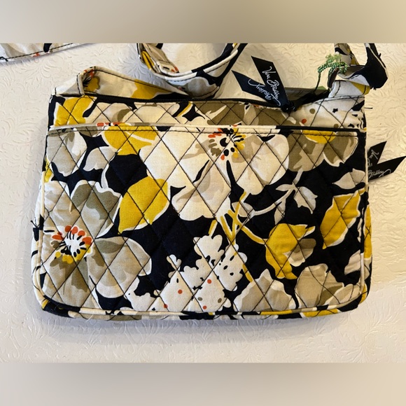 Vera Bradley Little Hipster Dogwood NEW NWT - Picture 3 of 5